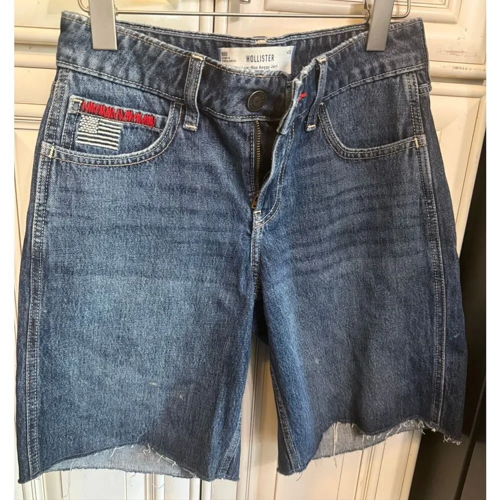 HOLLISTER Women's Low Rise Baggy Jort Raw Hem Denim Shorts Blue Size 000/W23